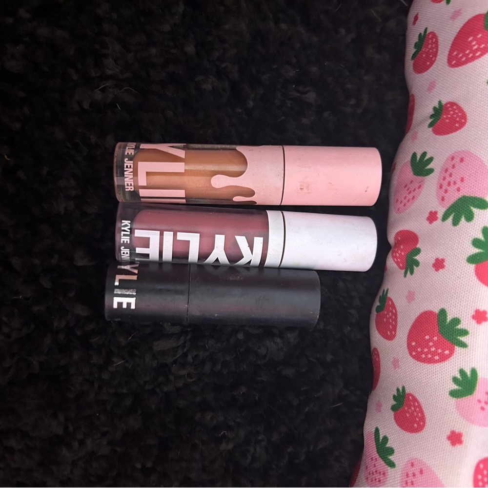 Kylie Cosmetics Liquid Lipstick Trio in Nude, Light Pink, and Deep Mauve